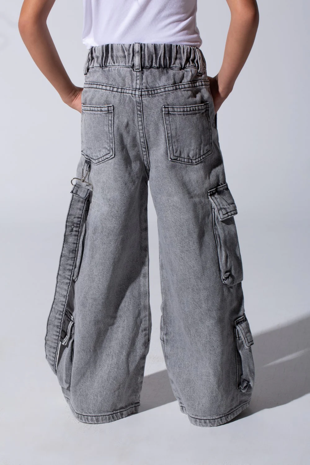 Girl's Cargo Jeans Pants With An Elastic Waistband And Modern Side Pockets - Image 14