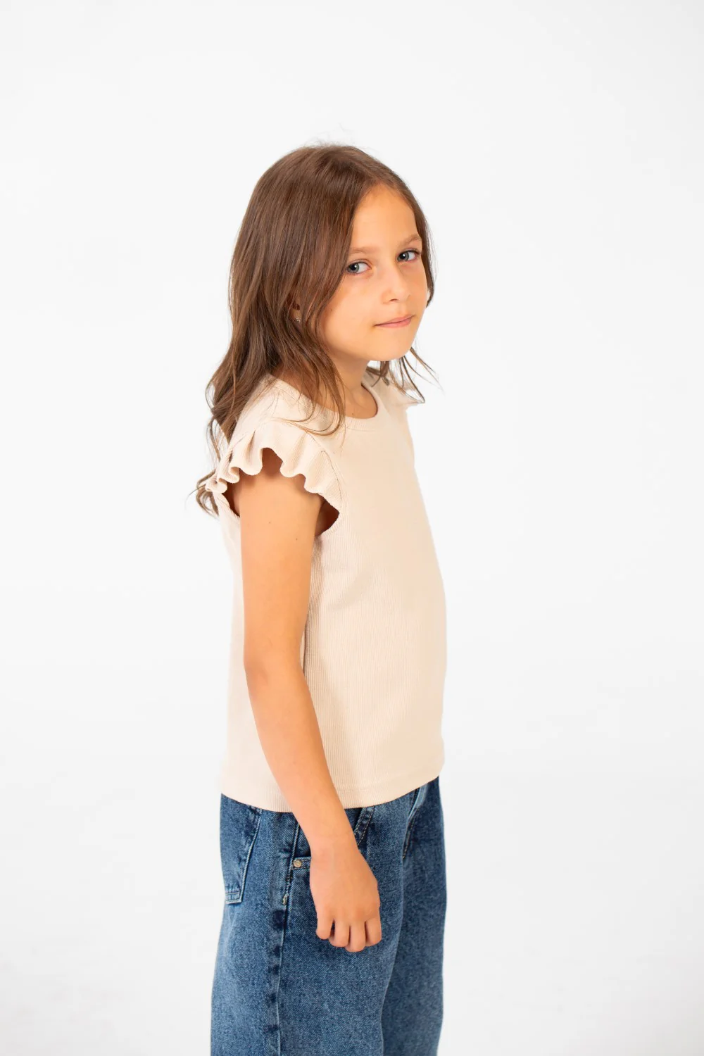 Girl's Classic T-shirt With Shoulder Ruffles In Practical Material - Image 3