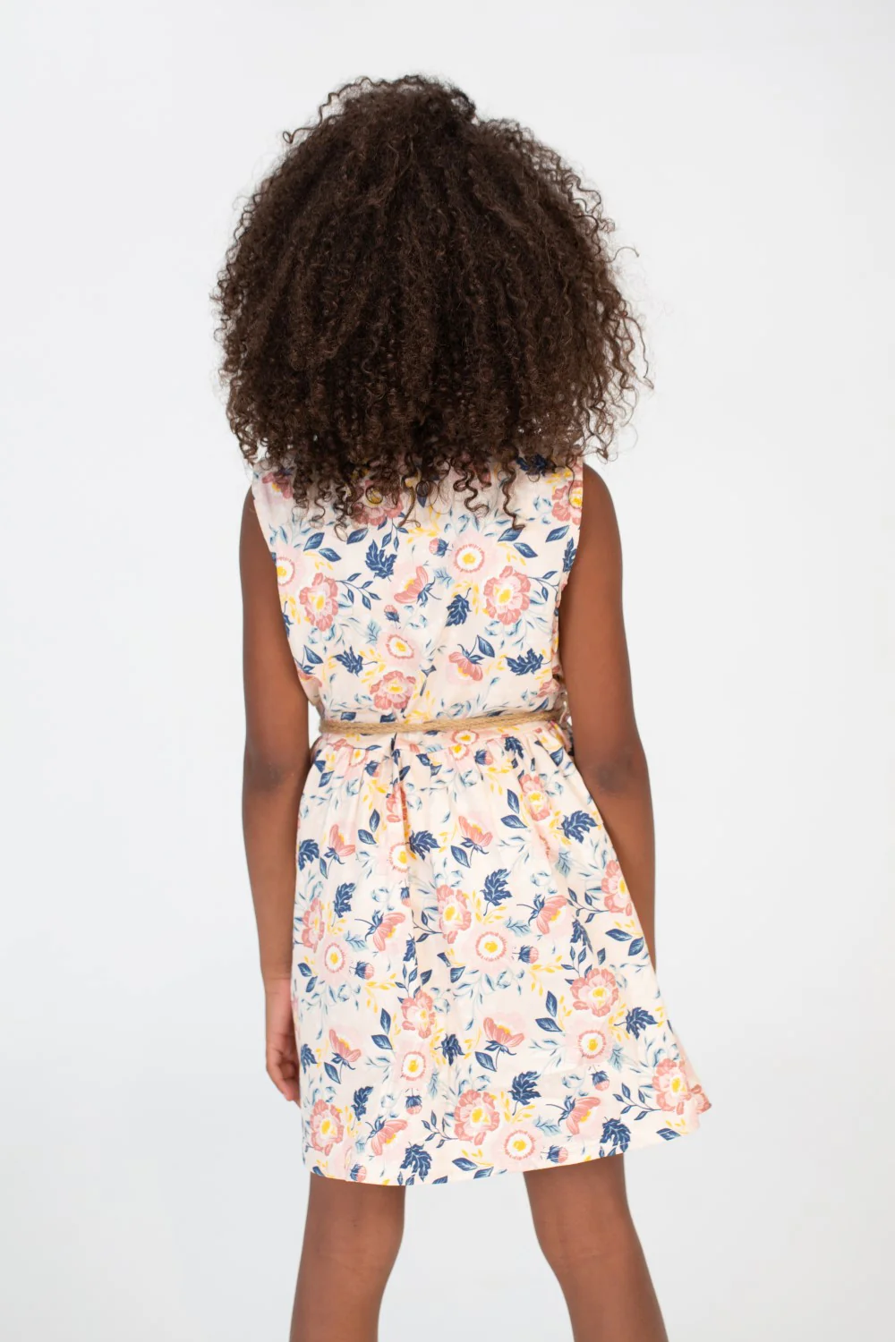 Girls Floral Cut Dress With Waistbelt And Collar With Buttons On The Front In Pink - Image 2