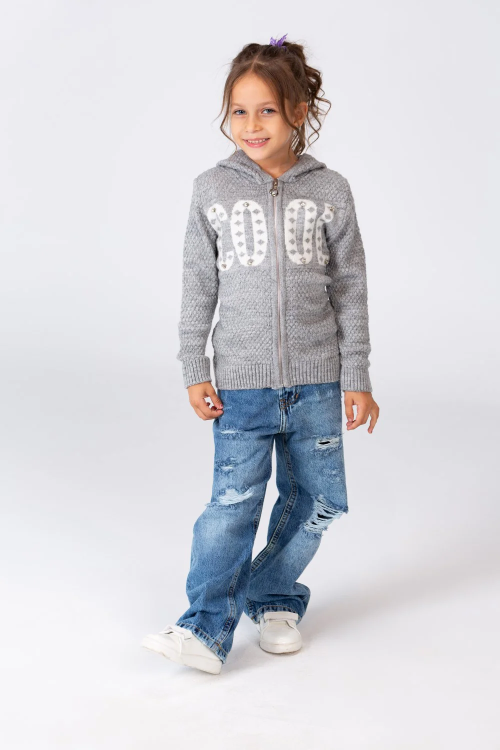 Girl's Hooded Pullover With Front Zipper In Practical Comfortable Material - Image 3