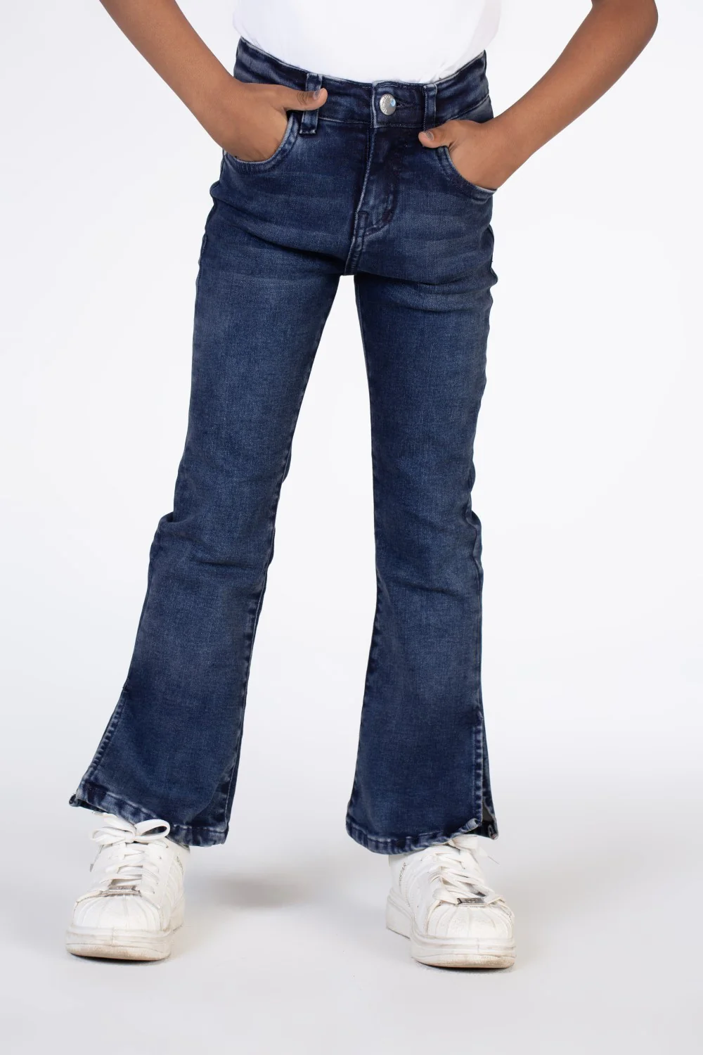 Girls Jeans Used Pants With A New Trendy Cut - Image 10