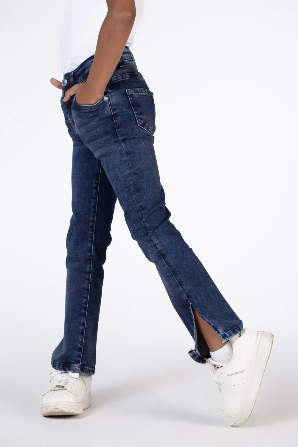 Girls Jeans Used Pants With A New Trendy Cut - Image 12