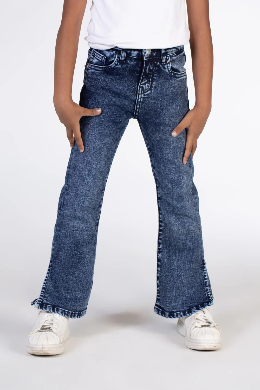 Girls Jeans Used Pants With A New Trendy Cut - Image 13