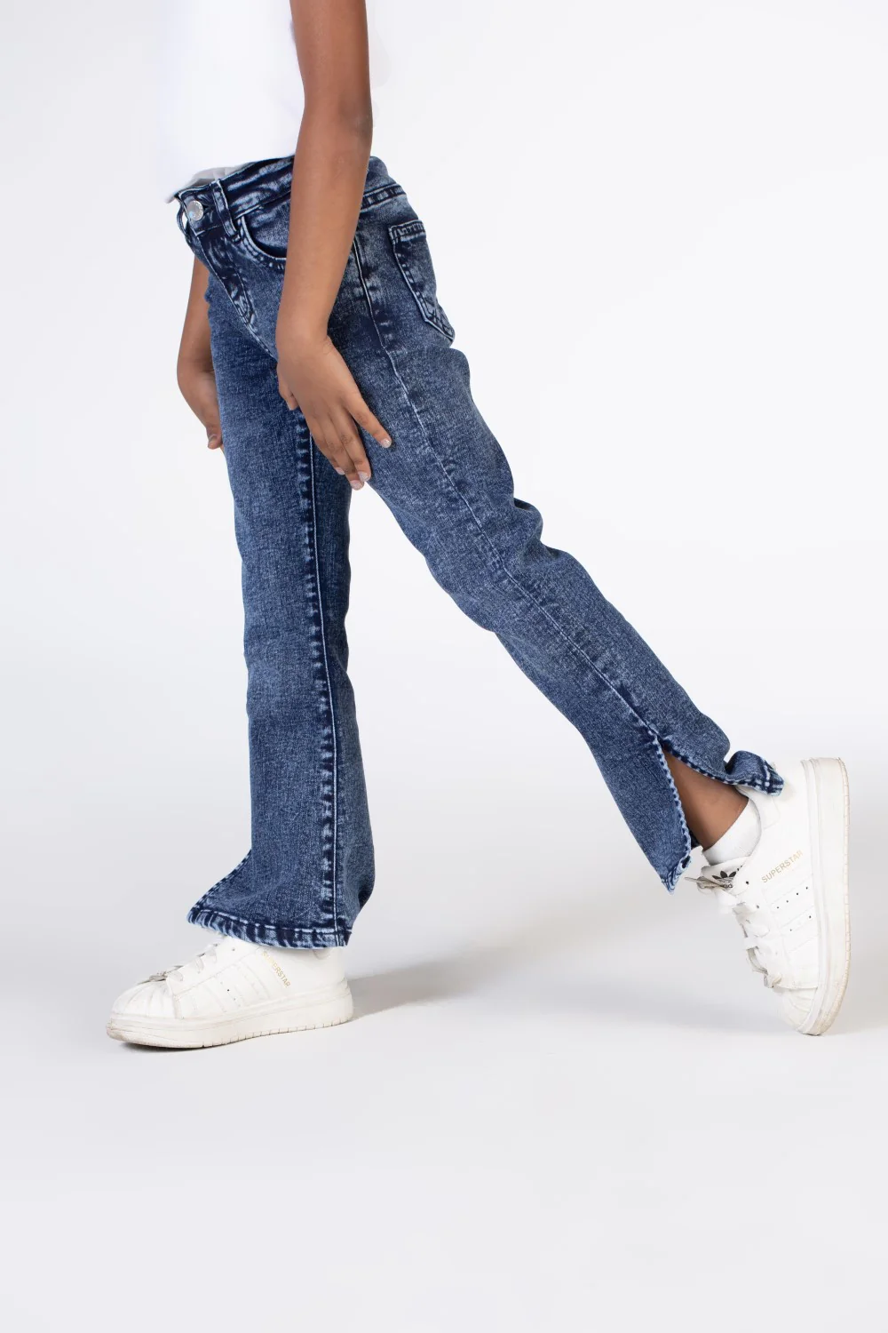 Girls Jeans Used Pants With A New Trendy Cut - Image 15