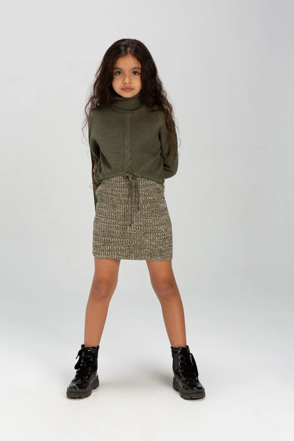 Girl's Long Sleeve High Neck Basic Regular Fit Long Style Outfit With Unqiue Design