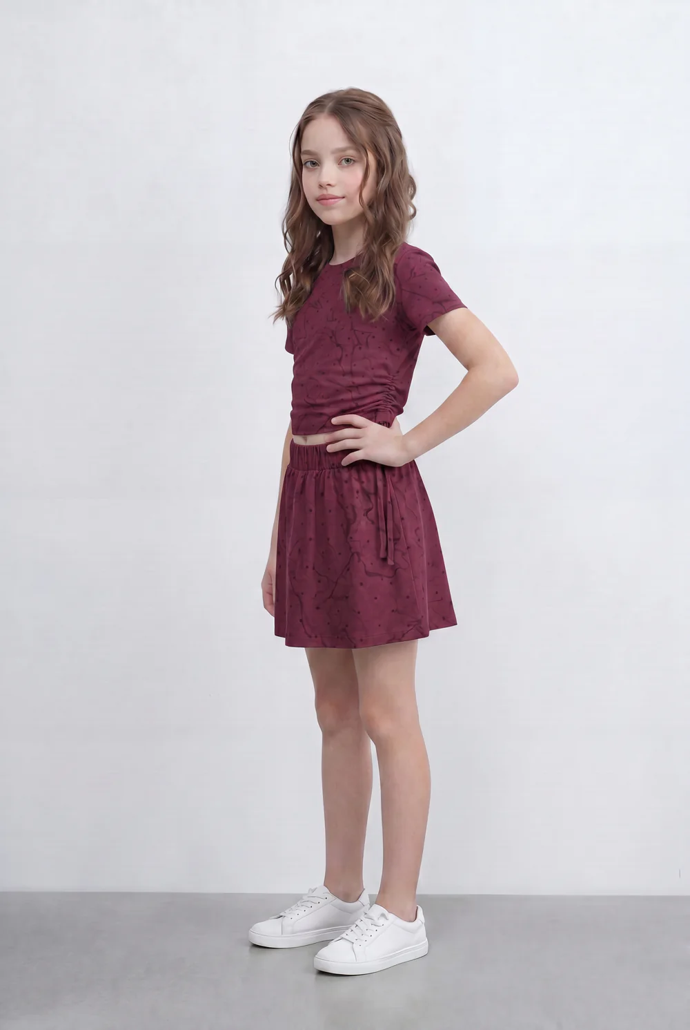 Girl's Tomato Store Printed Co-Ord Set Featuring A Short Sleeve Crop Top Side Tie Details Outfit - Image 8