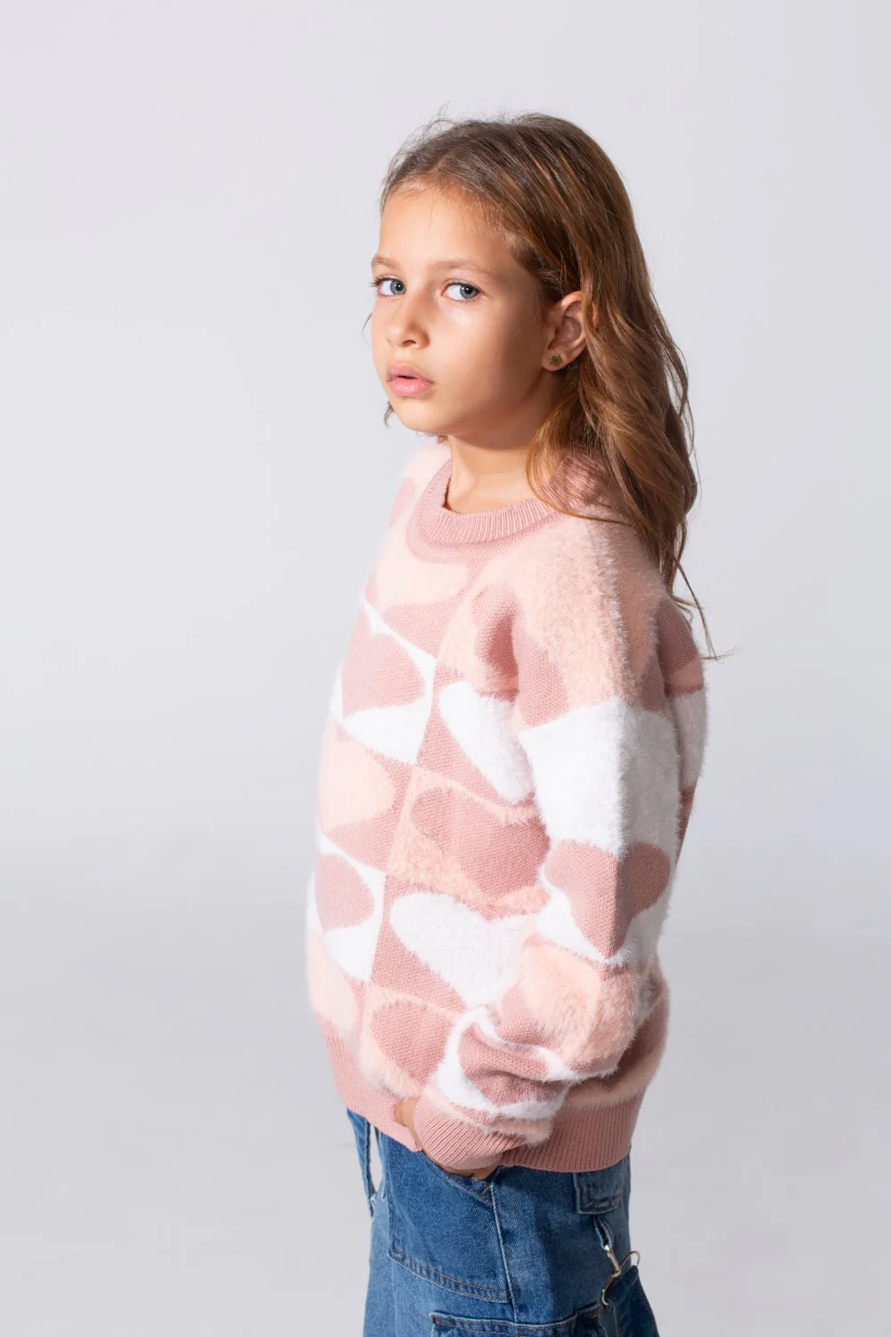 Girl's Round Neck Long Sleeves Pullover With A Heart Print In A Modern Details - Image 3