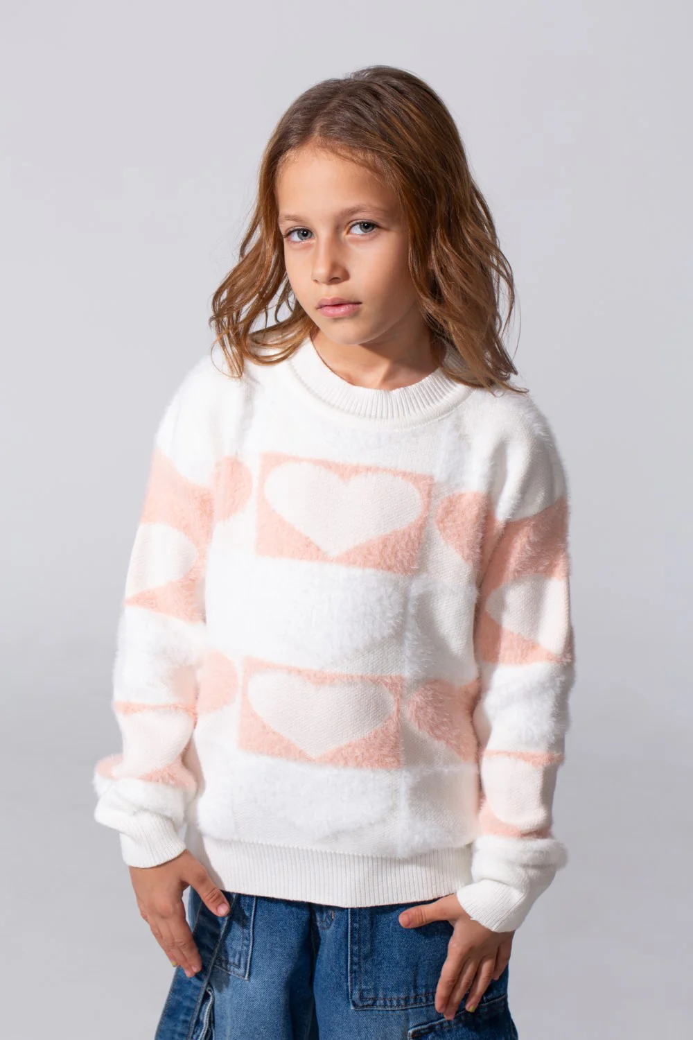 Girl's Round Neck Long Sleeves Pullover With A Heart Print In A Modern Details - Image 9