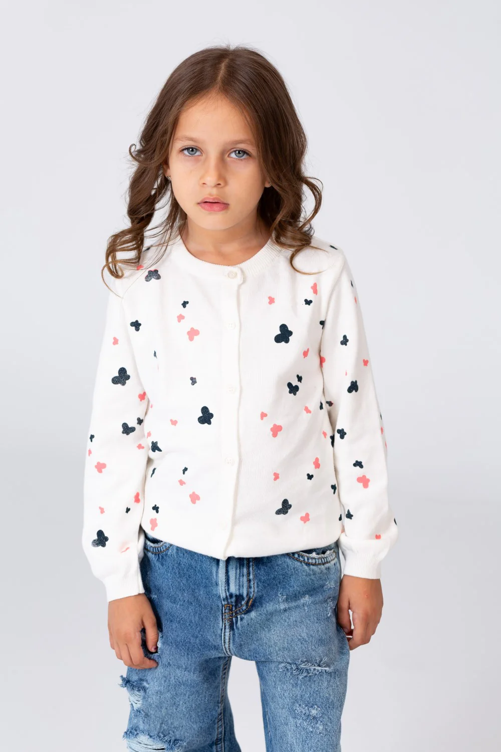 Girl's Round Neck Pullover With Buttons On The Front And A Butterflies Print - Image 7