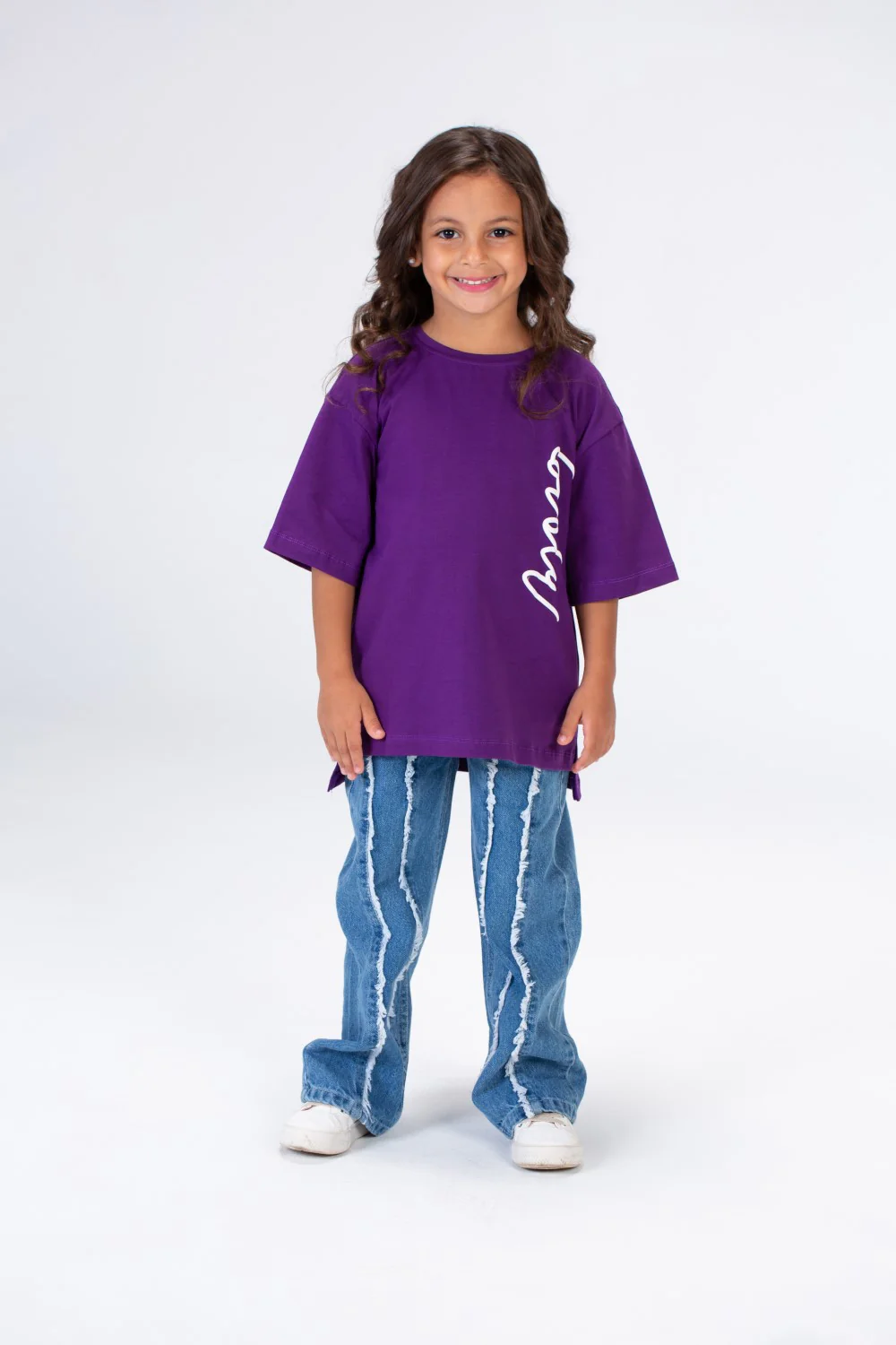 Girls Round Oversize T-shirt With Front Print And Short Sleeves - Image 5