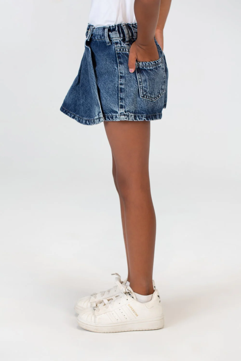 Girls Short Slouchy Casual With A Trendy Cut - Image 16