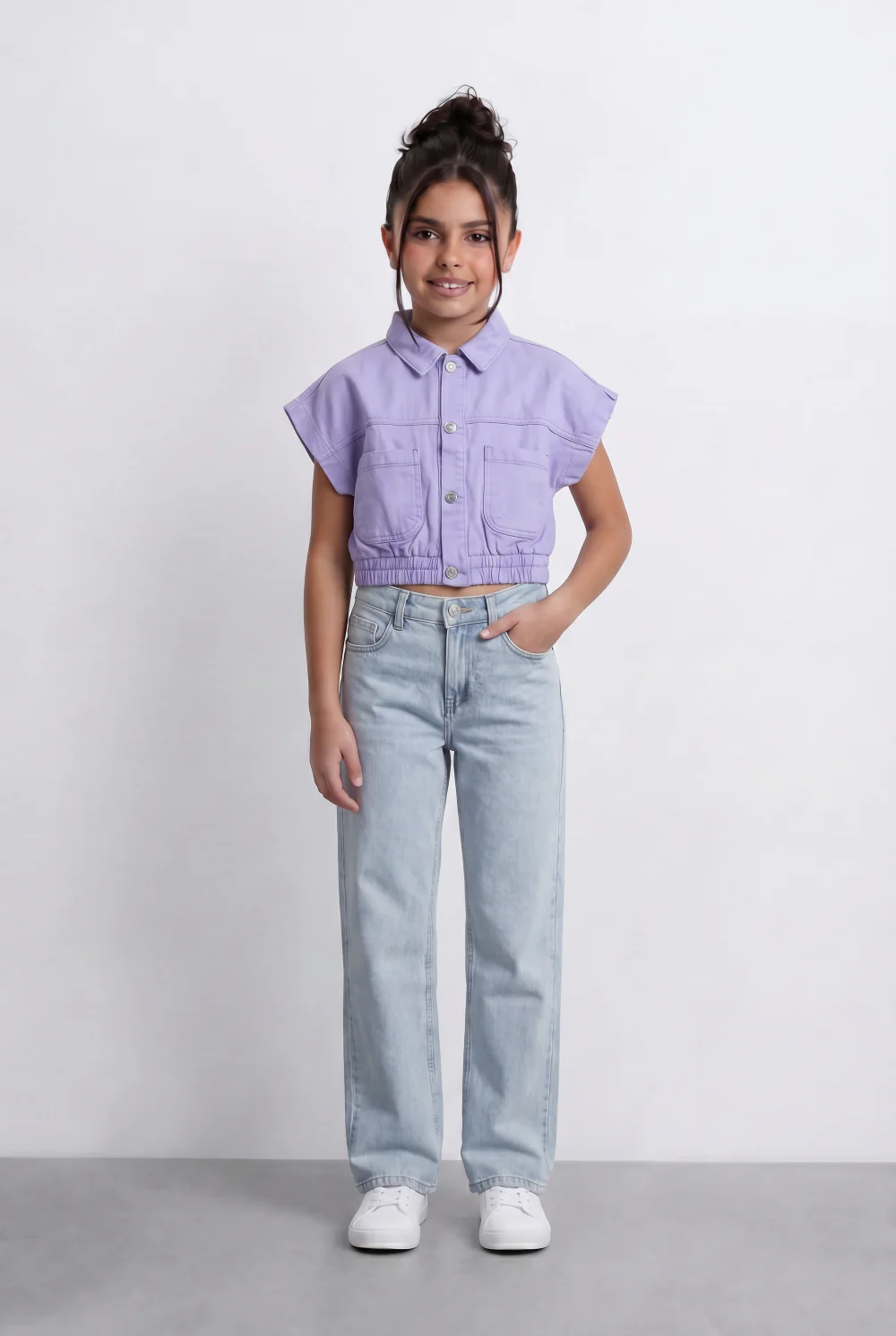 Girl's Sleeveless Cropped Jeans Vest With Elastic Hem And Boxy Design - Image 8