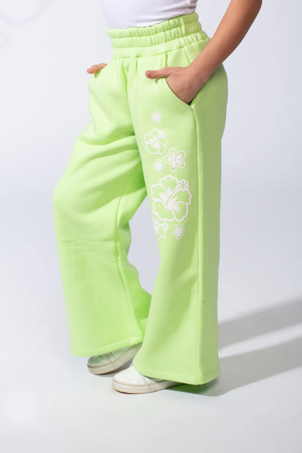 Girl's Slim Fit Practical Material One Side Print Comfy Daily Wear Pants - Image 6