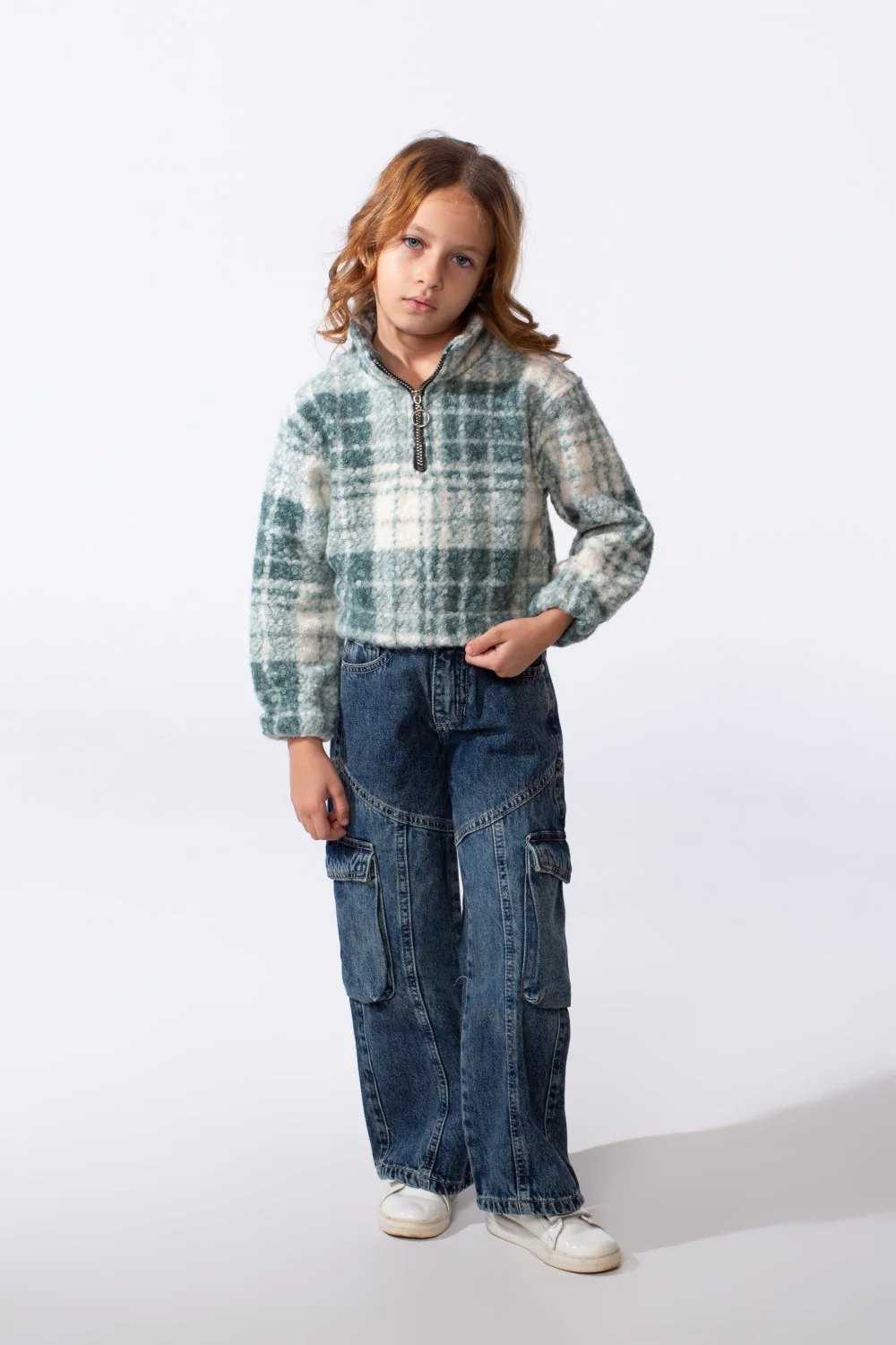 Girl's Slim Fit Quarter-Zip Cropped Fleece Sweatshirt - Image 3
