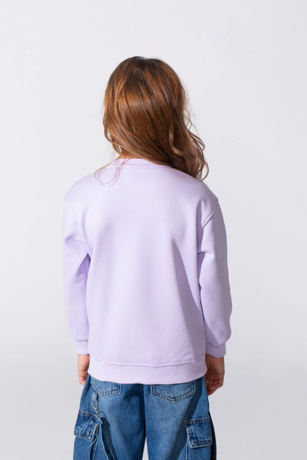 Girl's Slim Fit Sweatshirt With A Round Neck And Front Print - Image 6