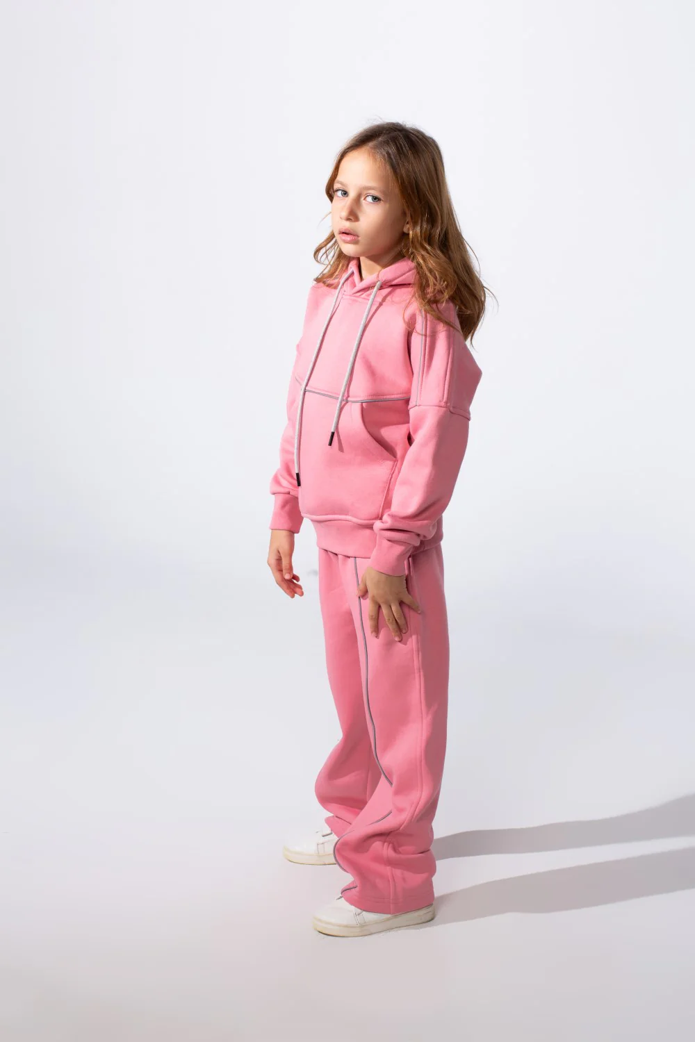 Girl's Slim Fit Two-Piece Tracksuit Set Milton Fabric With Front Kangaroo Pockets Daily Wear Outfit - Image 4