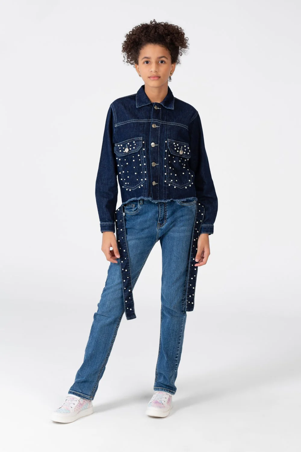 Girls Slouchy Denim Jacket With Pockets And Front Buttons - Image 7