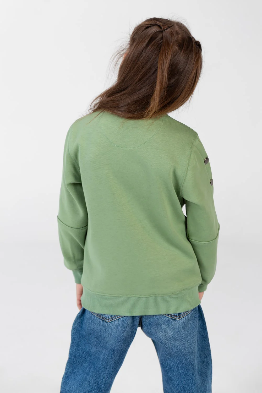 Girls' sweatshirt with a round neck and a print on the front - Image 14