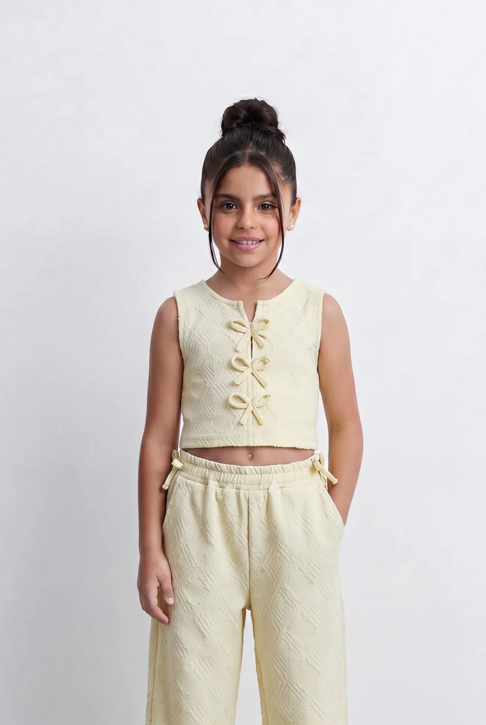 Girl's Tomato Store Textured Co-Ord Set Sleeveless Front Bow Tie Details Elastic Waistband Outfit - Image 11