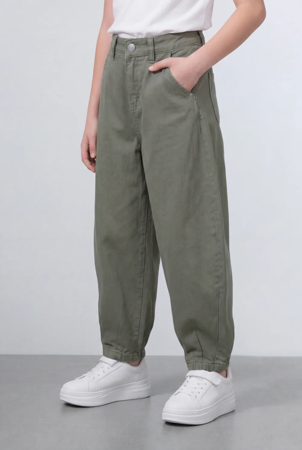 Girl's Tomato Store Barrel Leg Jeans Pants Curved Boyfriend Fit Silhouette High Rise Waist - Image 12