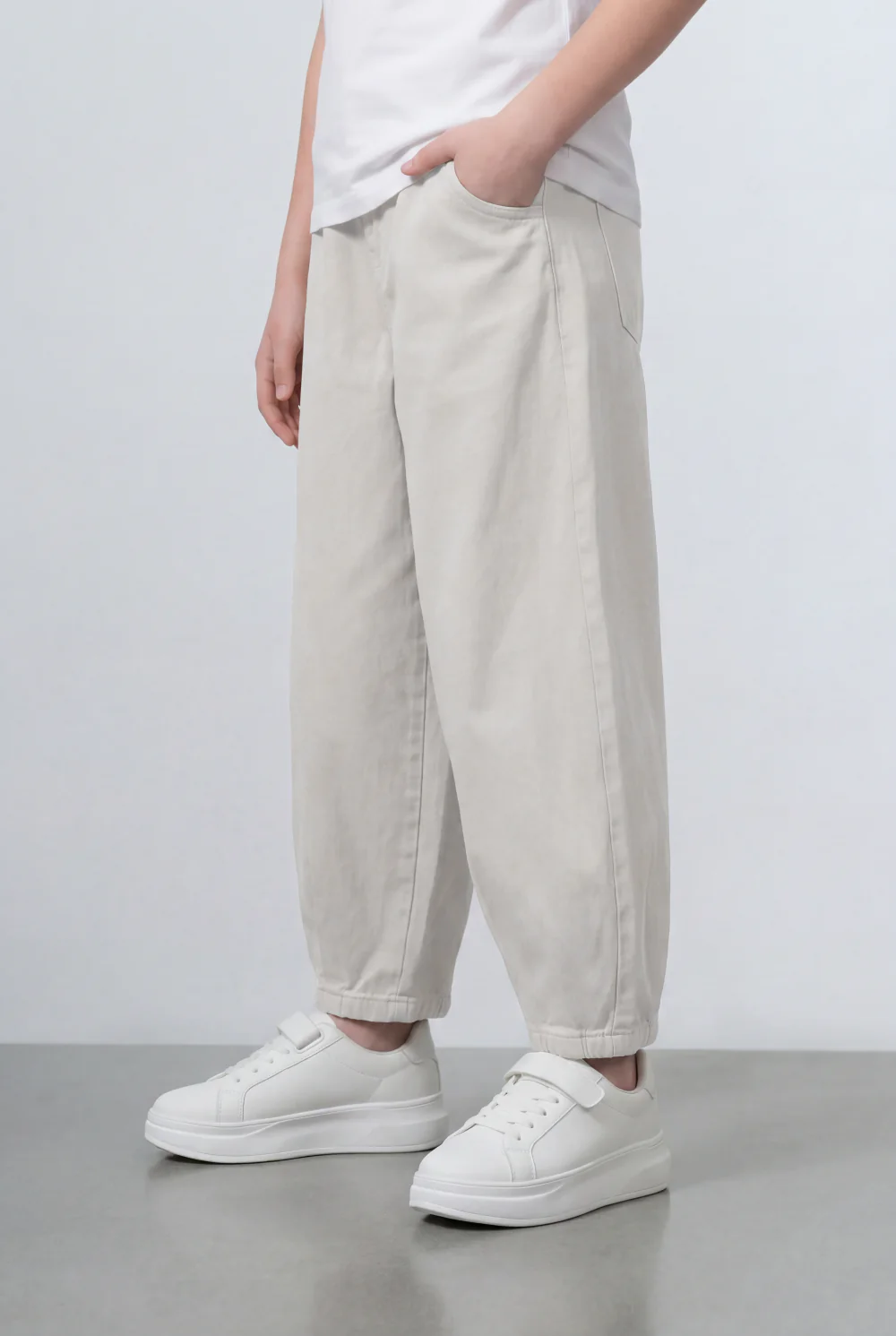 Girl's Tomato Store Barrel Leg Jeans Pants Curved Boyfriend Fit Silhouette High Rise Waist - Image 20