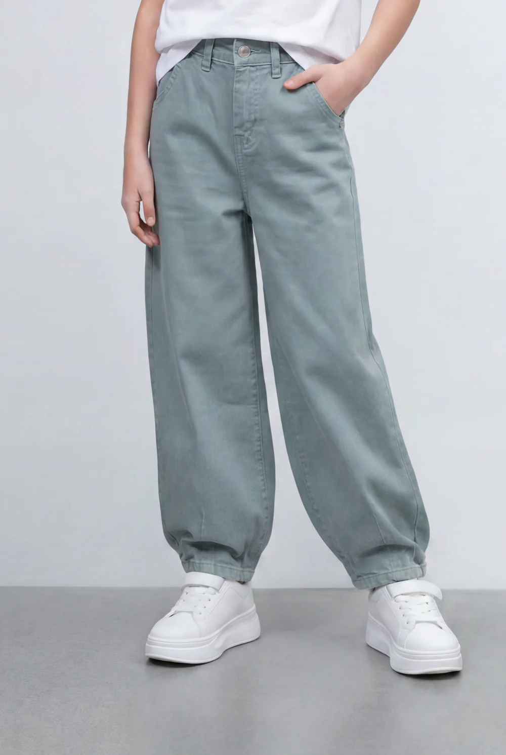 Girl's Tomato Store Barrel Leg Jeans Pants Curved Boyfriend Fit Silhouette High Rise Waist - Image 5