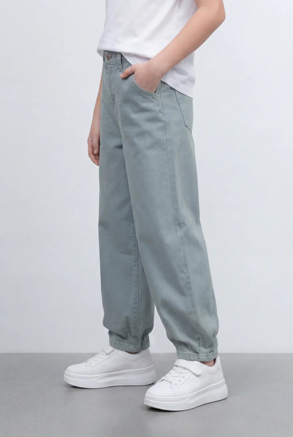 Girl's Tomato Store Barrel Leg Jeans Pants Curved Boyfriend Fit Silhouette High Rise Waist - Image 8