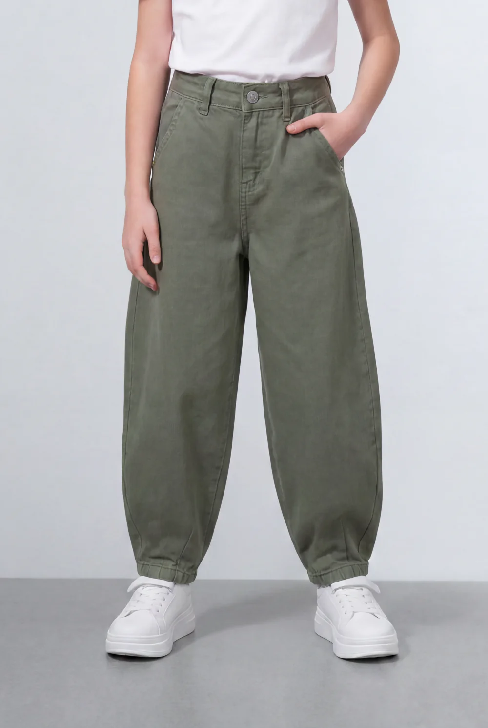 Girl's Tomato Store Barrel Leg Jeans Pants Curved Boyfriend Fit Silhouette High Rise Waist - Image 9