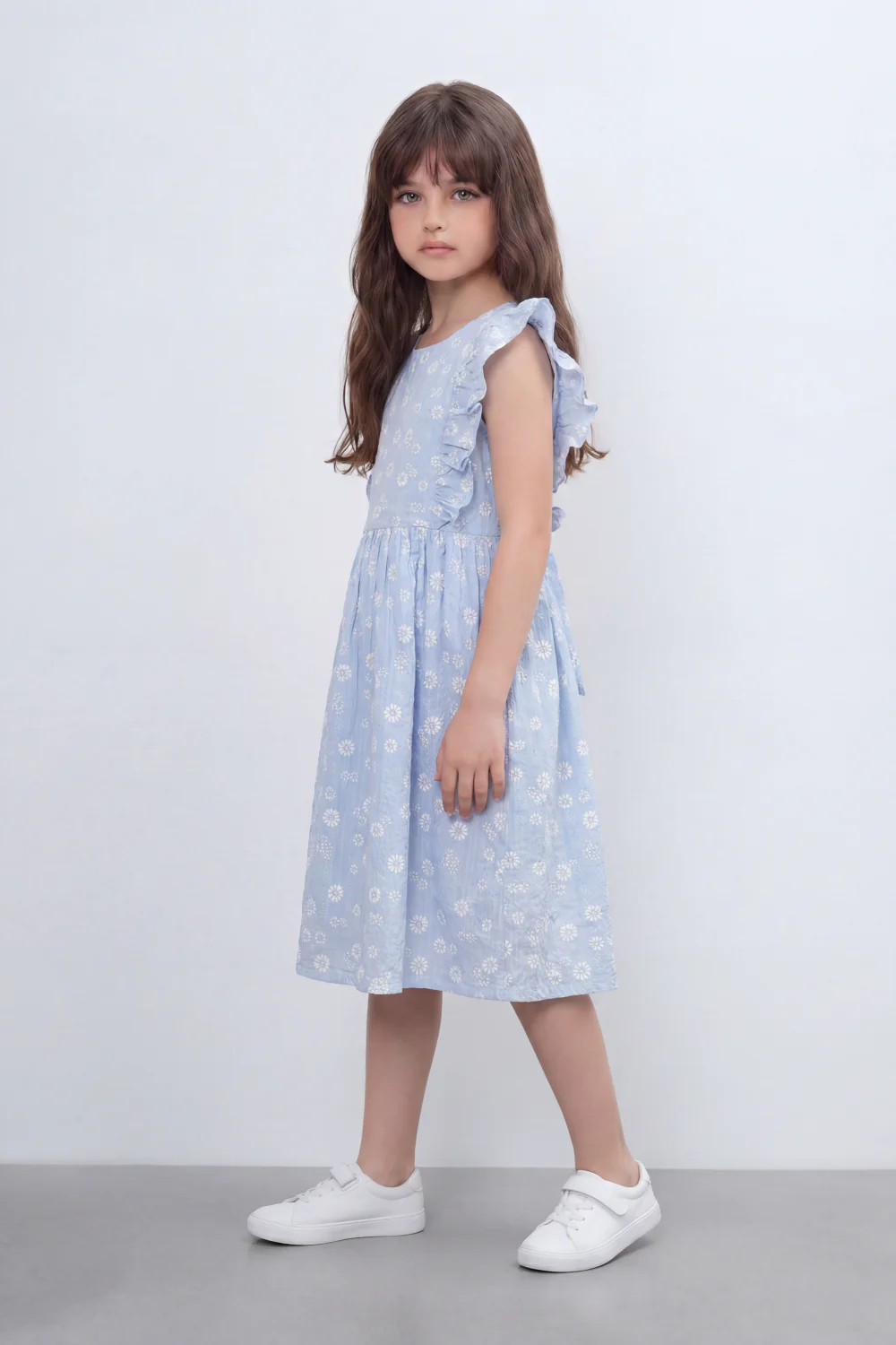 Girl's Tomato Store Meadow Bloom Tie Back Dress With Seersucker Woven Texture Allover Daisy Floral Print Front And Back - Image 4