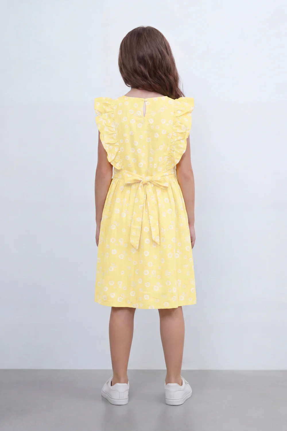 Girl's Tomato Store Meadow Bloom Tie Back Dress With Seersucker Woven Texture Allover Daisy Floral Print Front And Back - Image 6