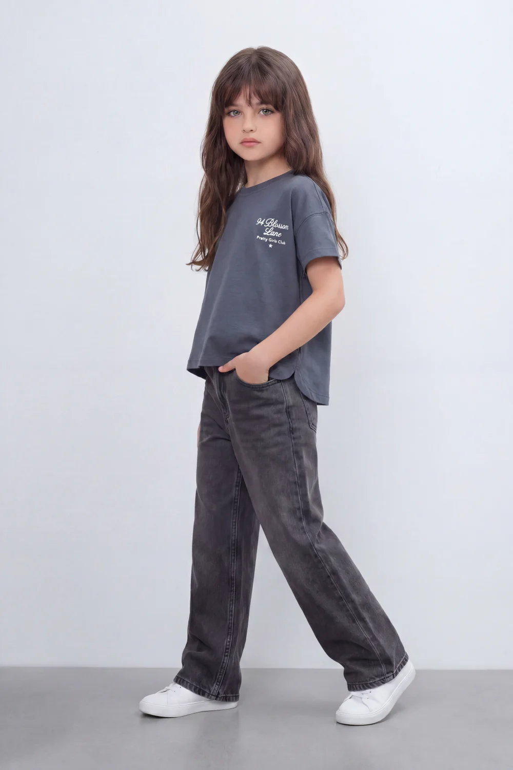 Girls’ Tomato Store Oversize T-Shirt With Smooth Jersey Texture Soft Washed Surface Small Chest Script Print Front Cropped - Image 12