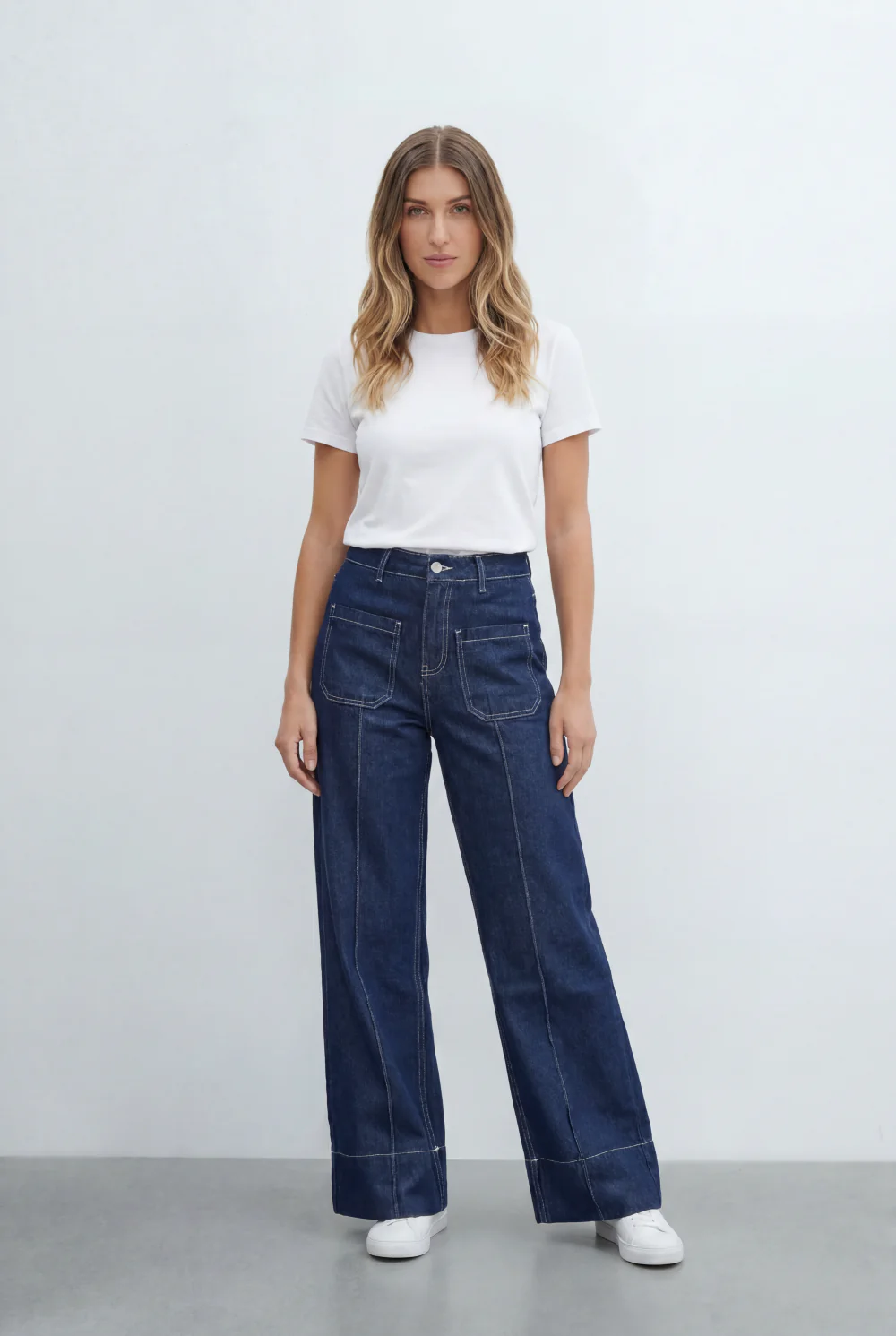 Women's Tomato Store Utility Pocket Jeans Wide Leg Denim Silhouette Front Patch Pocket Detail - Image 3