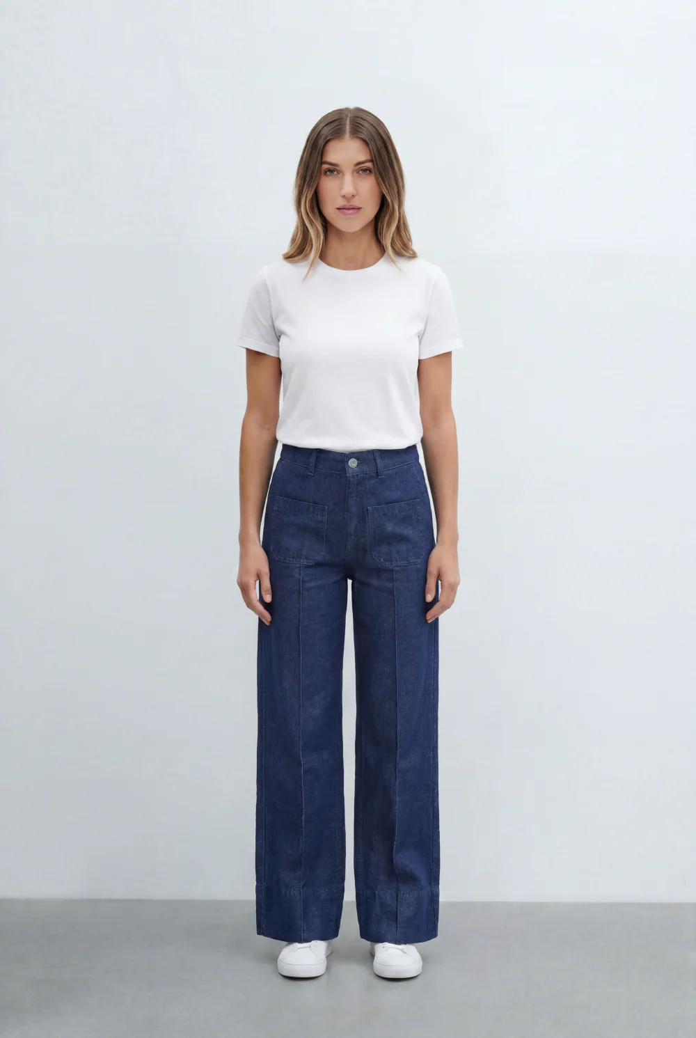 Women's Tomato Store Utility Pocket Jeans Wide Leg Denim Silhouette Front Patch Pocket Detail - Image 8