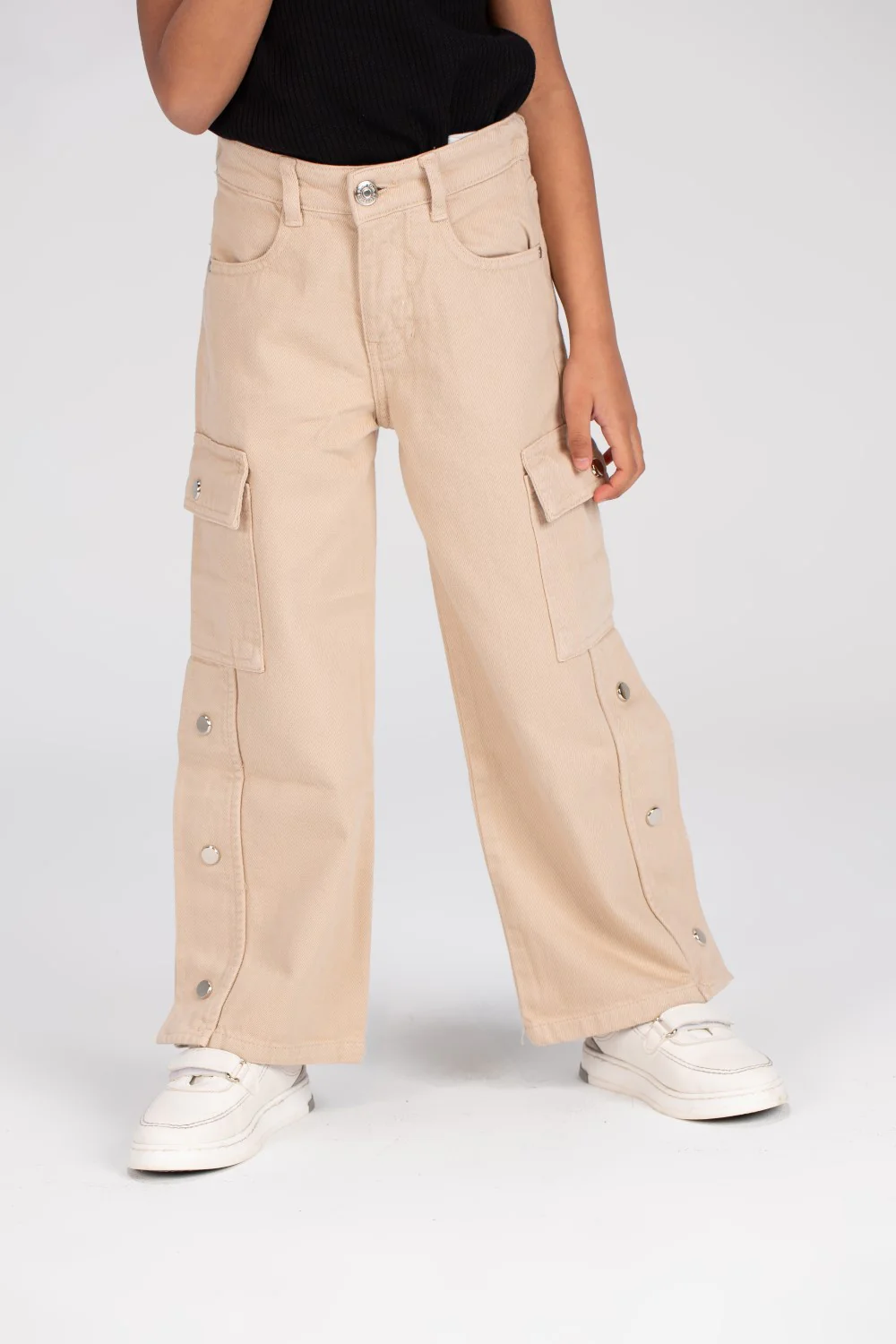 Girl's Used Details Wide Leg Style Gabardines Pants With Unique Cut - Image 4