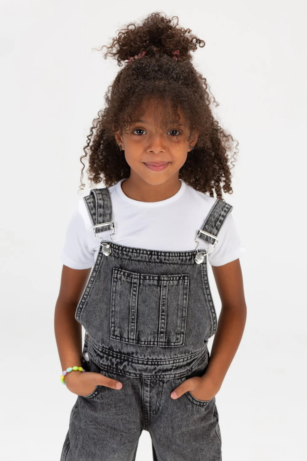 Girls Used Slouchy Jeans Jumpsuit With A Bow Tie At The Back And A Modern Cut - Image 7
