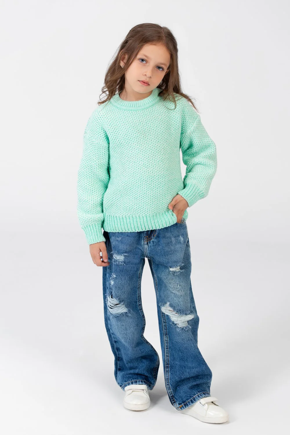 Girl's Velvet Pullover With Round Neck And Long Sleeves - Image 43