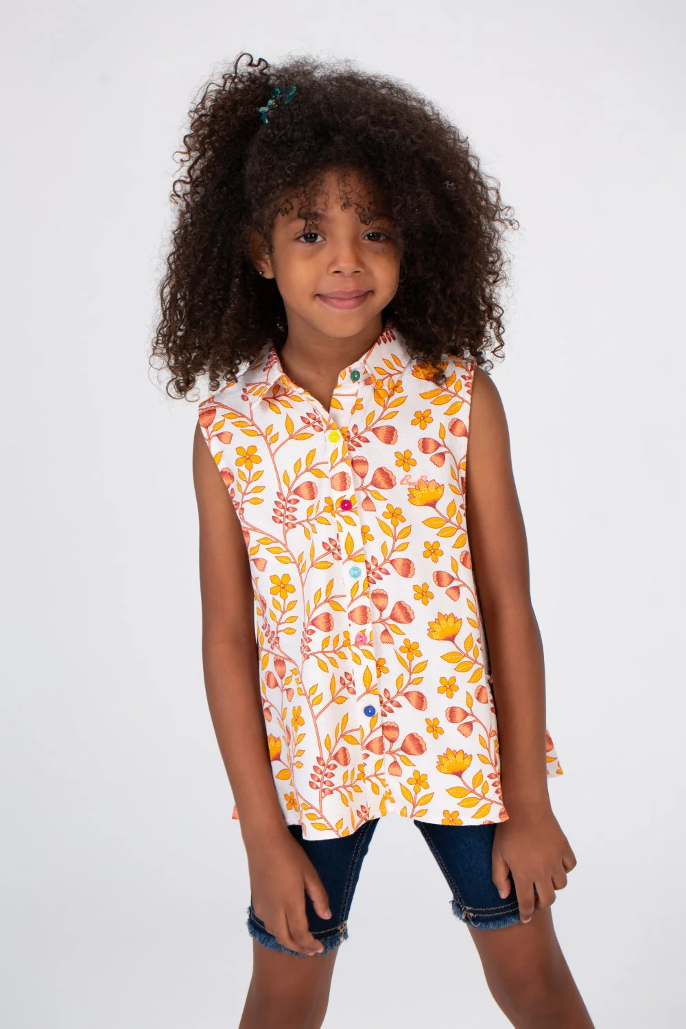 Girls White Floral Blouse Without Sleeves With Colored Buttons On The Front - Image 3