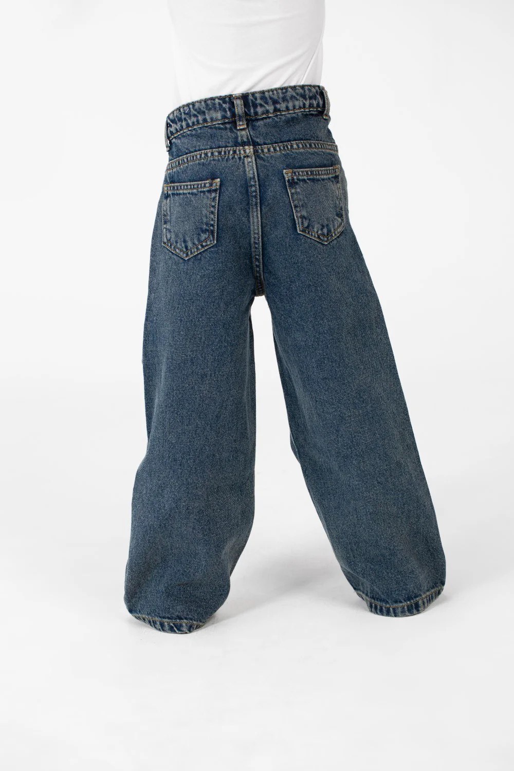 Girl's Wide Leg Jeans Pants With A Modern Side Zipper Pocket - Image 10