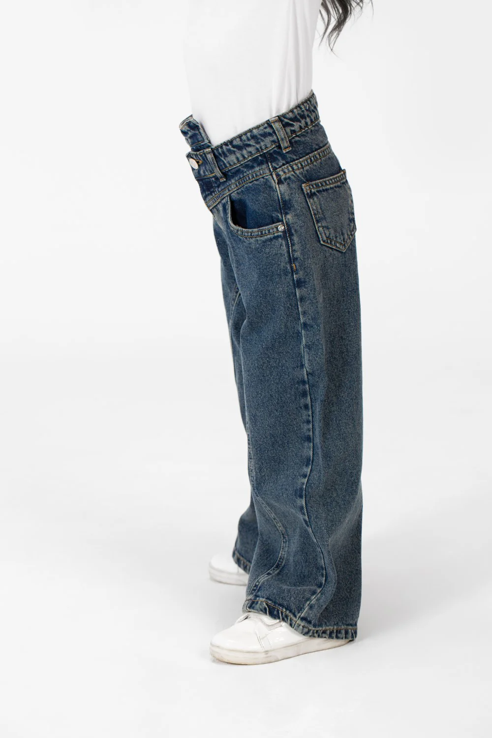 Girl's Wide Leg Jeans Pants With A Modern Side Zipper Pocket - Image 12