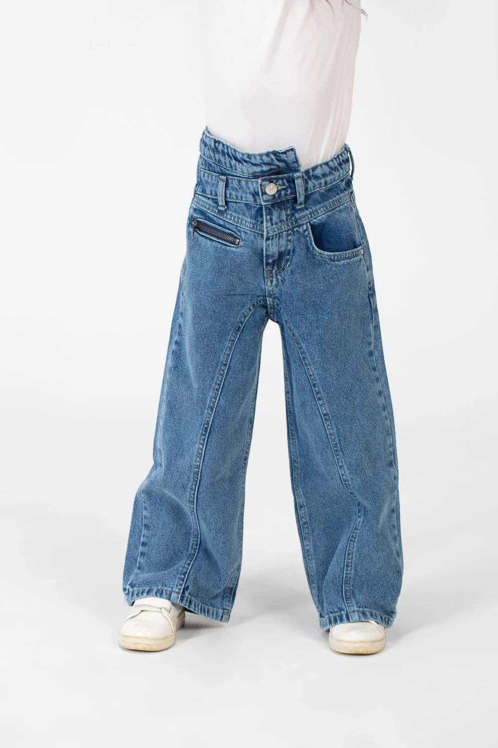 Girl's Wide Leg Jeans Pants With A Modern Side Zipper Pocket - Image 17