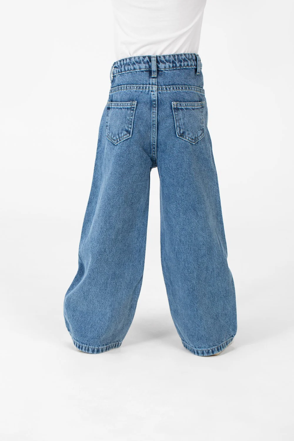 Girl's Wide Leg Jeans Pants With A Modern Side Zipper Pocket - Image 18