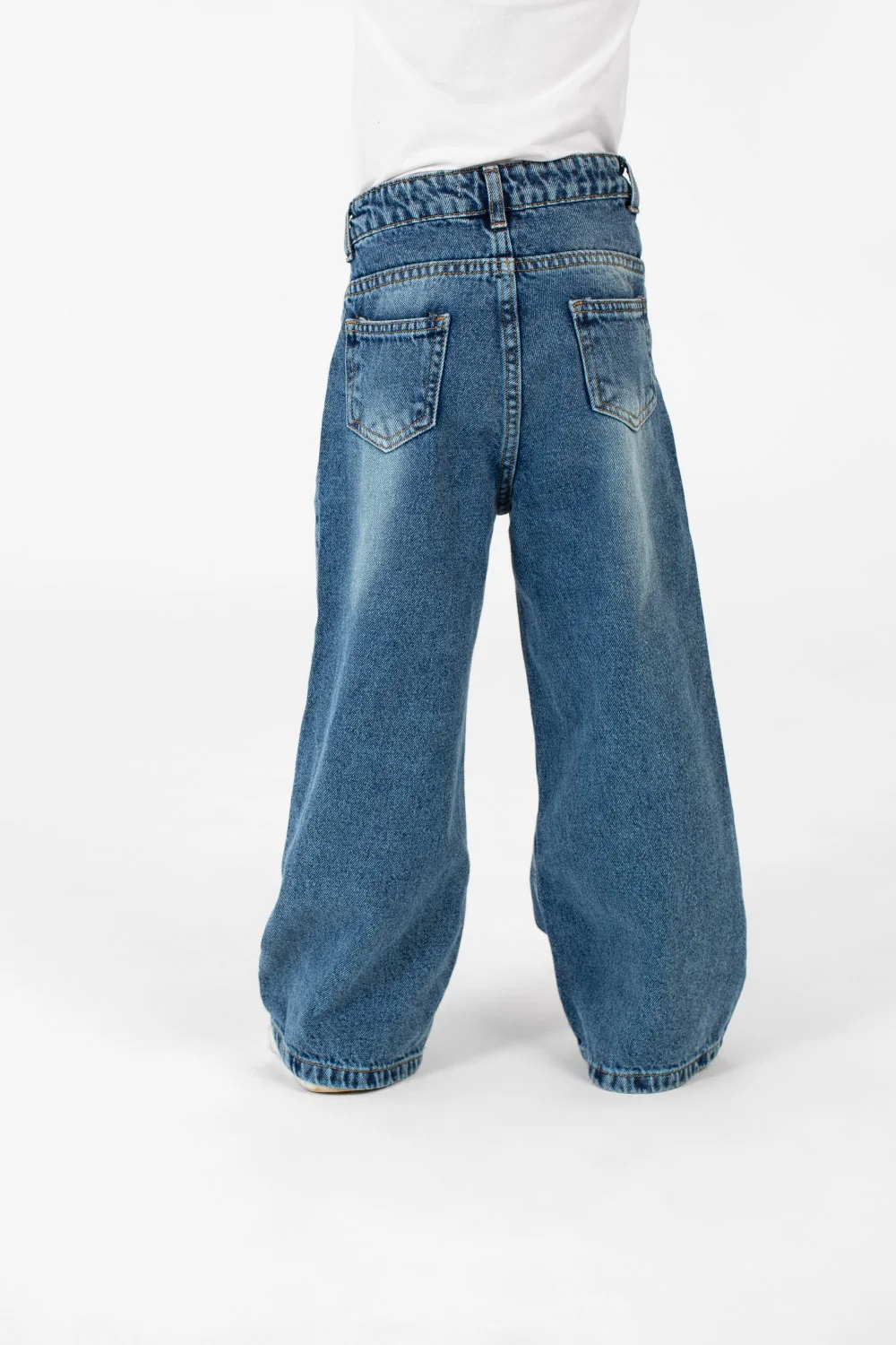 Girl's Wide Leg Jeans Pants With A Modern Side Zipper Pocket - Image 6