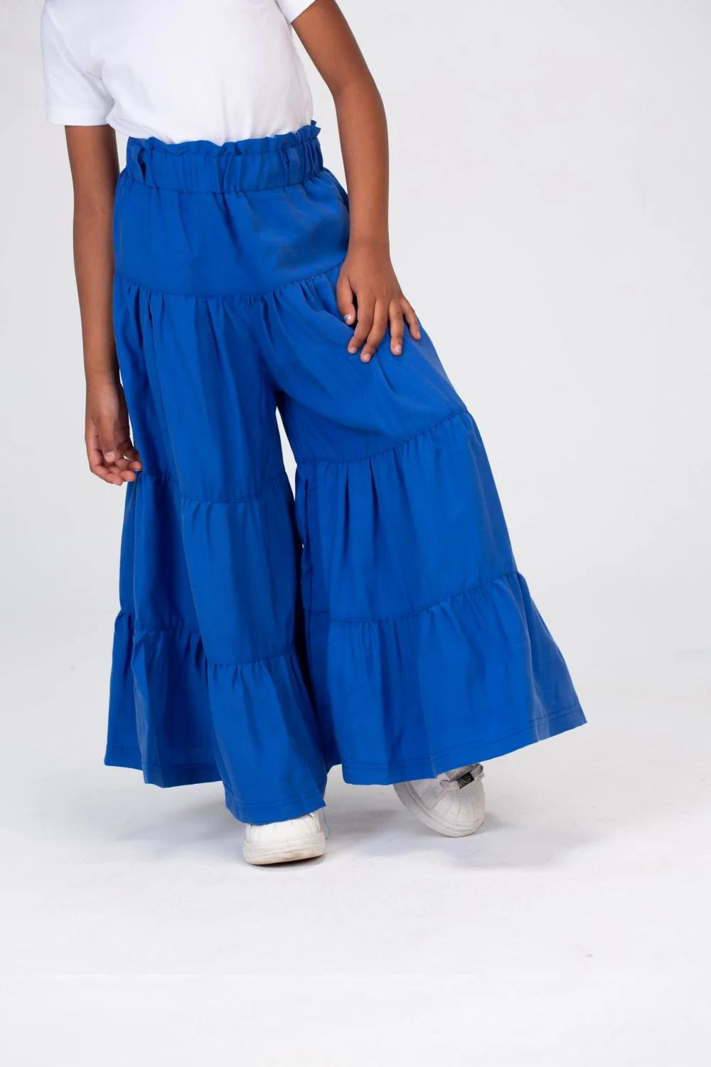 Girls Wide Leg Trousers Made Of Fabric With Ruffles And Elastic In The Middle