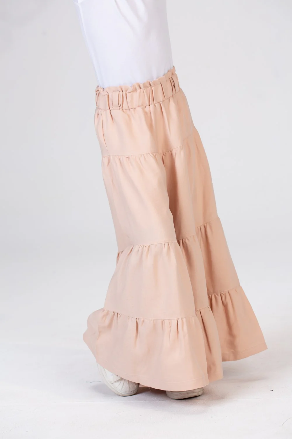 Girls Wide Leg Trousers Made Of Fabric With Ruffles And Elastic In The Middle - Image 9