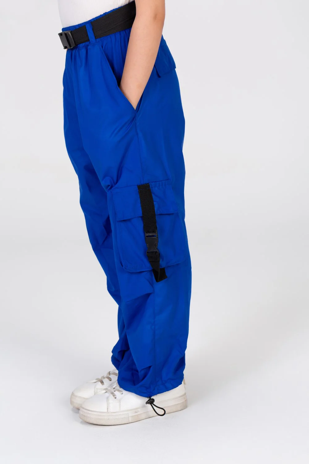 Girls Wide Leg Waterproof Trousers With A Belt At The Waist And Pockets In A Modern Fit - Image 7