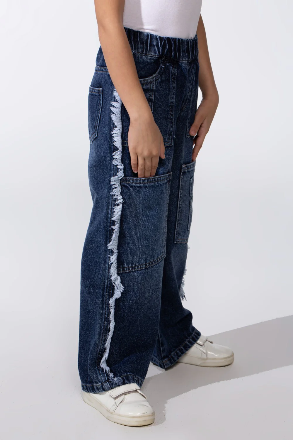 Girl's Wide-Leg With Comfy Elastic Waistband Detailed With Pockets Unique Frayed-Edge On Sides Casual Denim Jeans - Image 6