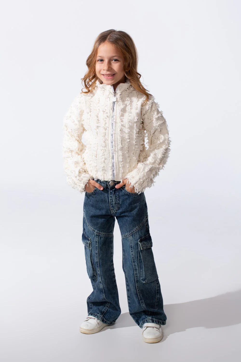 Girl's Winter Textured Fabric Zipper Slim Fit Shirt In A Modern Design - Image 8