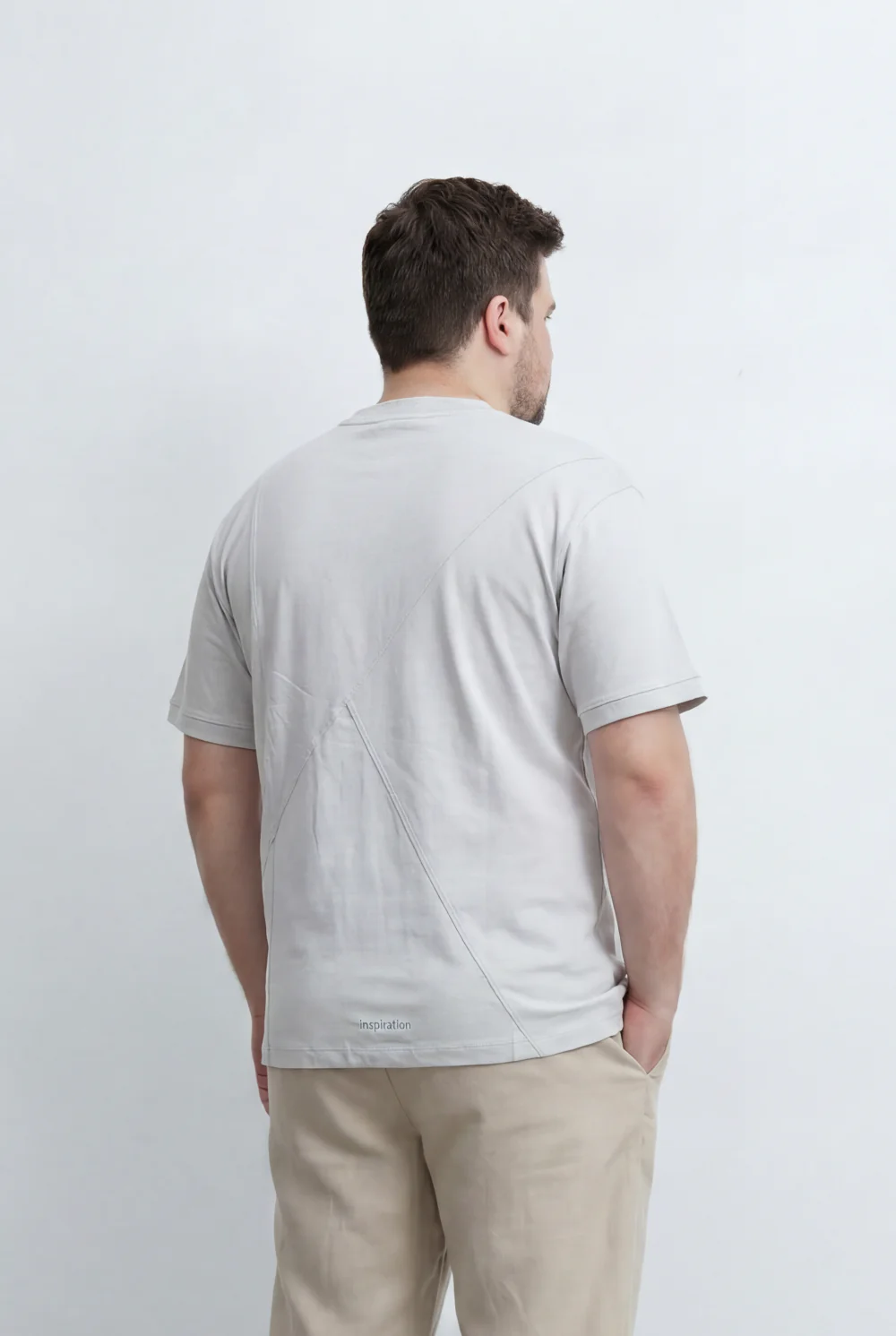 Men’s Tomato Store Big Size Crew Neck T-Shirt Featuring Distinctive V Seam Detail Across The Chest - Image 6