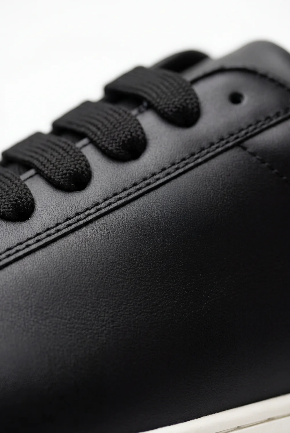 Men’s Sleek Leather Trainer Low-Top Sneakers Extra-Wide Flat Laces For Bold Modern Edge High End Fashion Shoes - Image 3