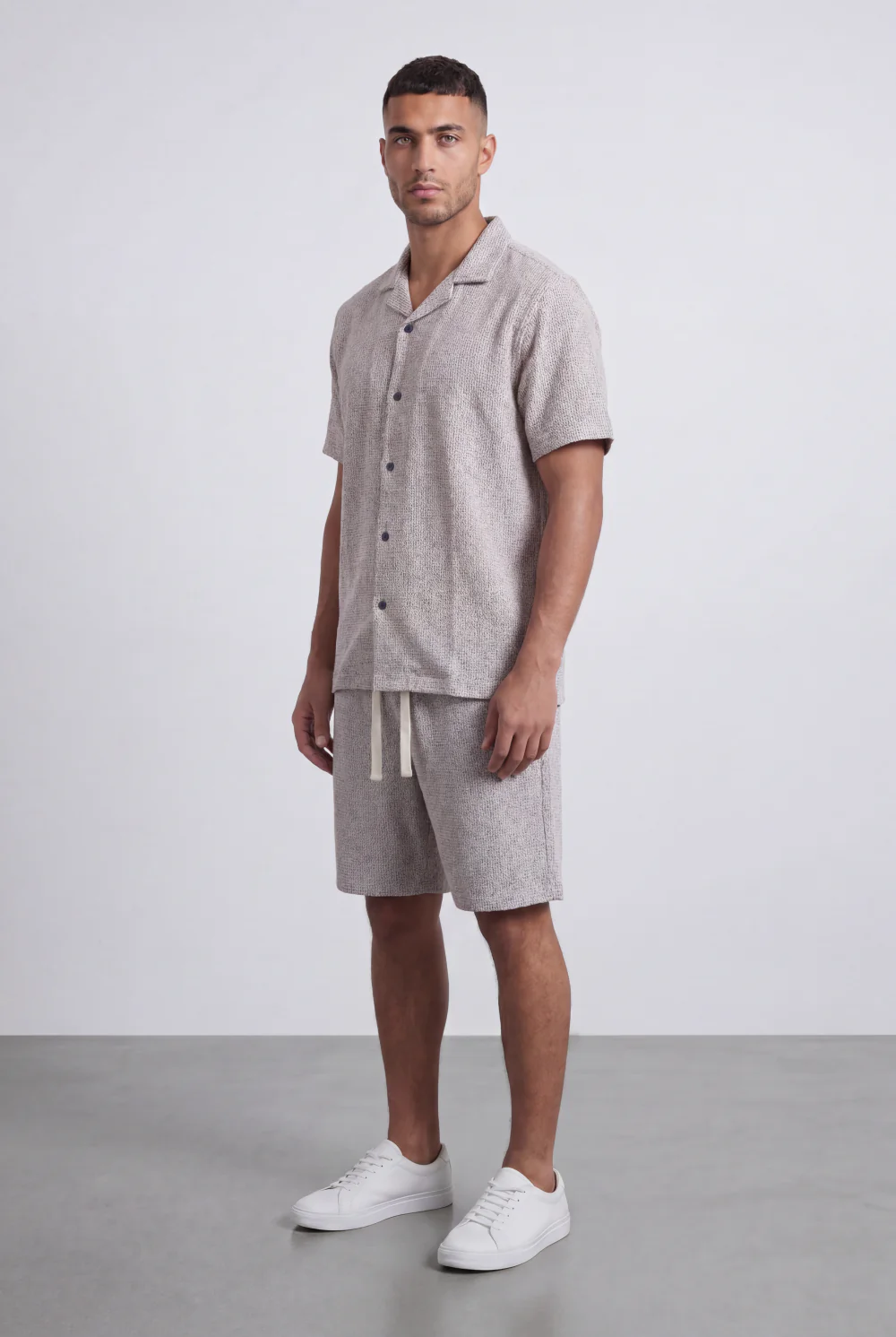 Men’s Tomato Store Airy Knit Resort Co-Ord Open Collar Textured Surface Button Front Regular Fit Outfit - Image 8